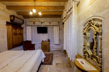 Mithra Cave Hotel