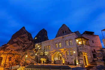 Mithra Cave Hotel