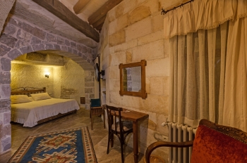 Mithra Cave Hotel