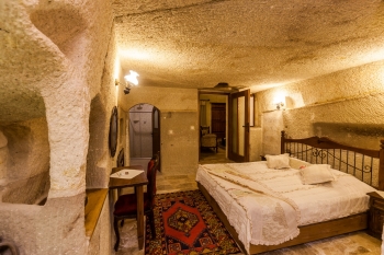 Mithra Cave Hotel