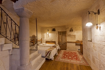 Mithra Cave Hotel