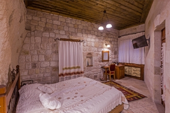 Mithra Cave Hotel