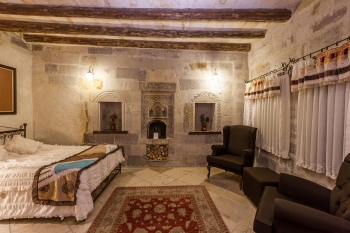 Mithra Cave Hotel