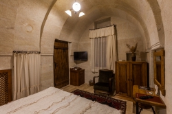 Classic Cave Room